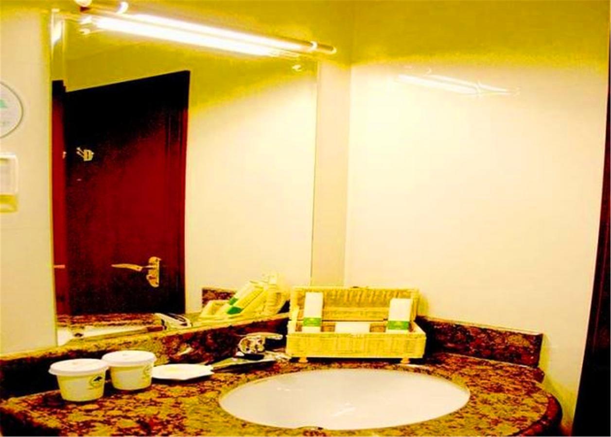 Greentree Inn Heilongjiang Harbin Zhongyang Street Business Hotel Exteriör bild